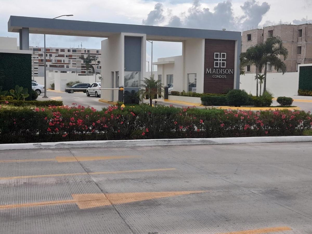Gorgeous Apartment Hoestel Long Island! Cancún Exterior foto